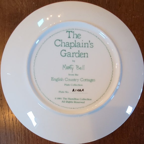 Vintage 1990's Marty Bell The Chaplain's Garden Plate - Picture 2 of 3